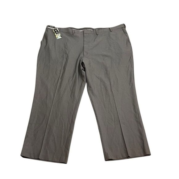 Haggar Classic Fit Flat Front Pants in Medium Grey, Size 50X29, NWT - Picture 1 of 11